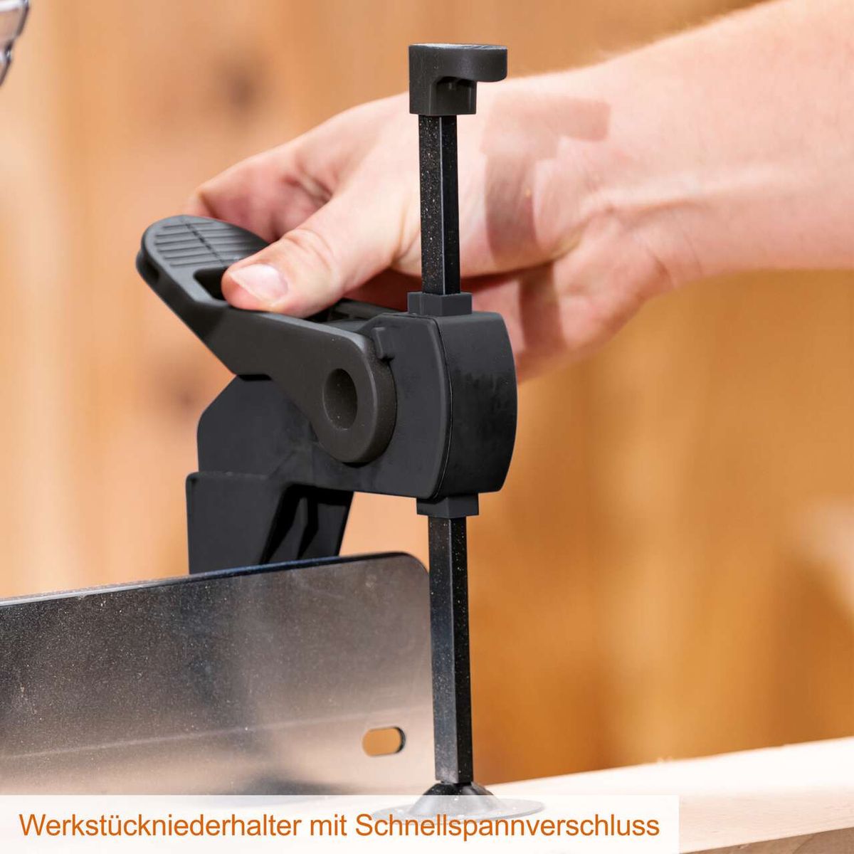 Werkstückniederhalter mit Schnellspannverschluss für präzise Fixierung und einfache Bedienung.