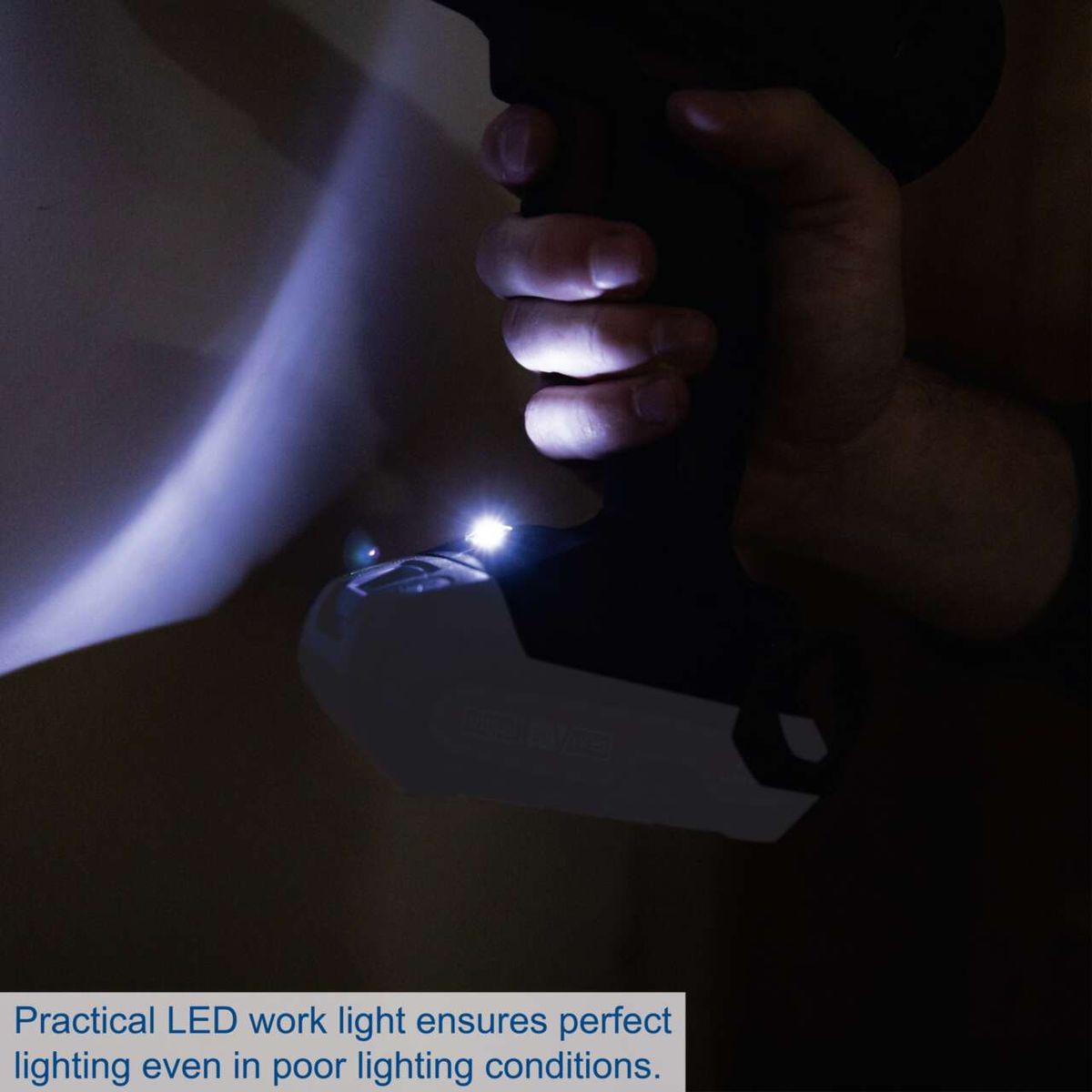 The Scheppach cordless impact drill C-CD45-X features a practical LED work light for perfect lighting even in poor lighting conditions.