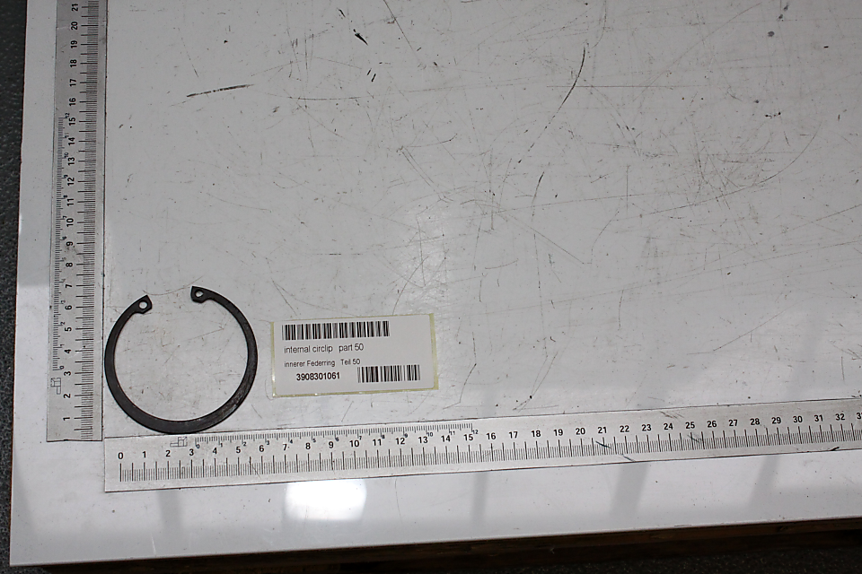 Scheppach-Innenklemmring (Teil 50) mit Beschriftung und Beschädigungen auf der Oberfläche