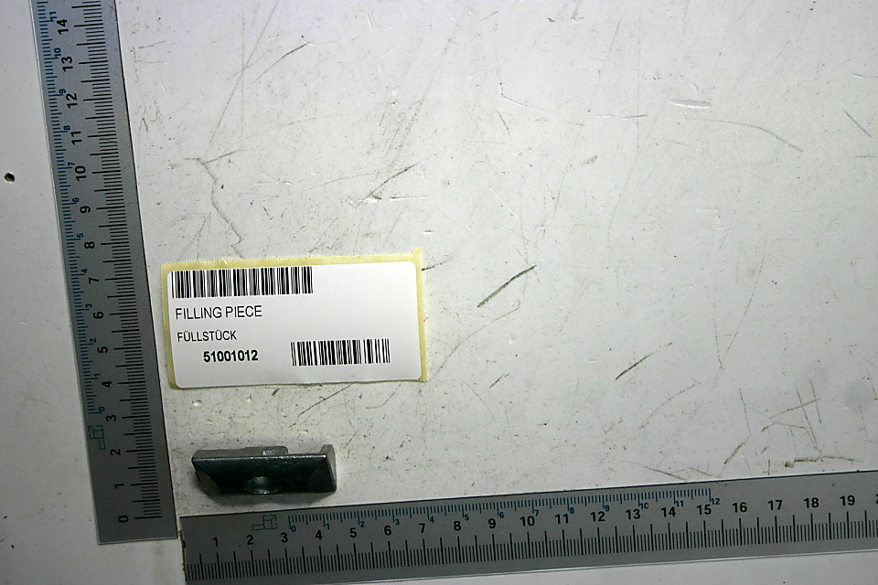 Füllstück 51001012 von Scheppach, gezeigt von der Seite neben einem Lineal zur Größenveranschaulichung.