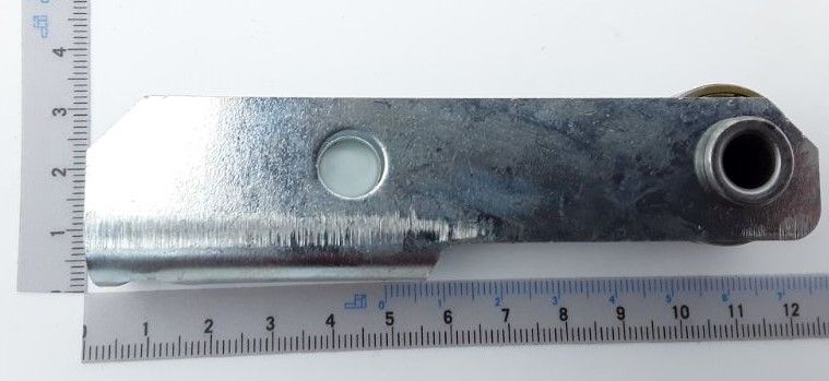 Scheppach-Kettenspannbügel mit integriertem Messstreifen und Bohrung für Befestigung