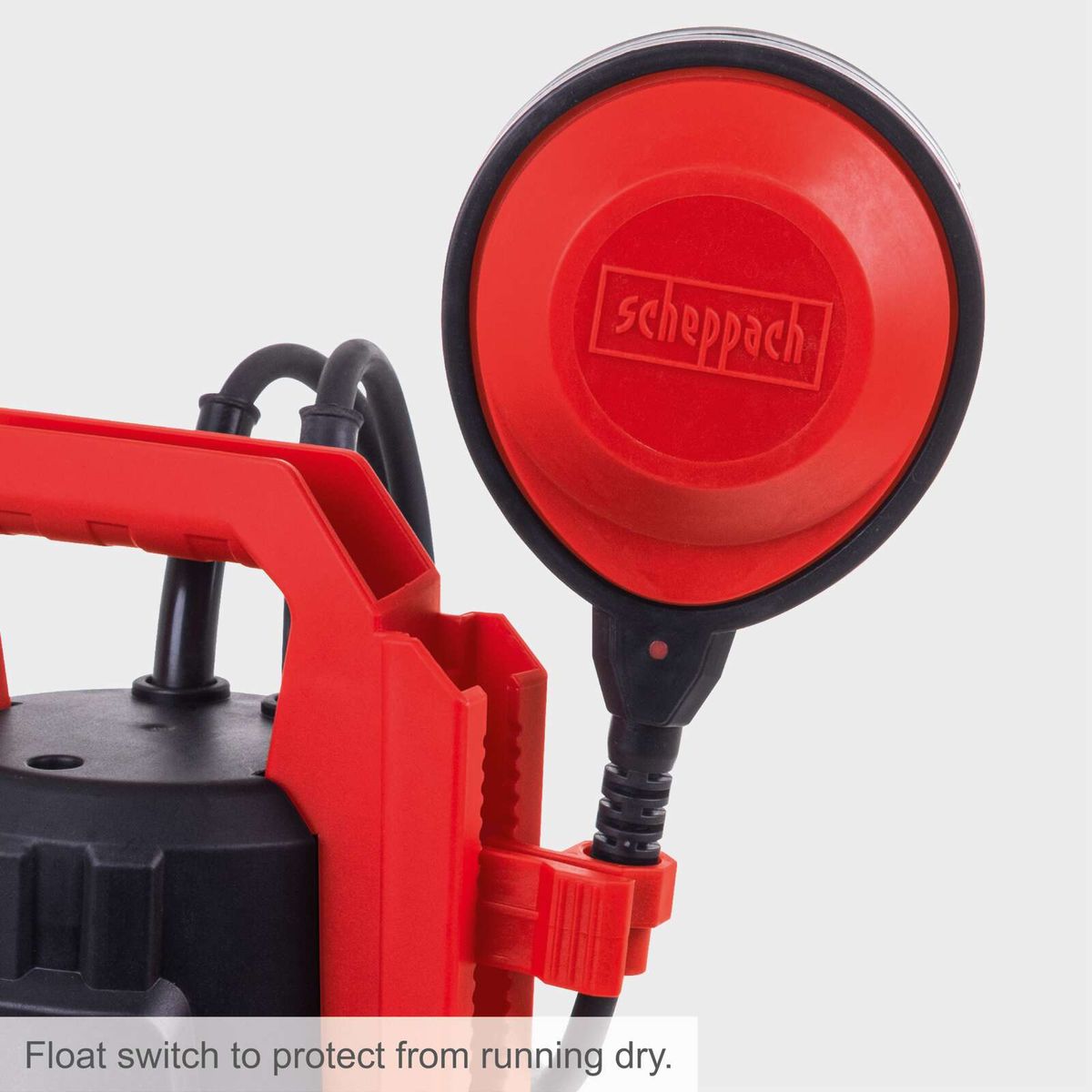The waste water combination pump DWP400 by Scheppach features a float switch to protect from running dry.