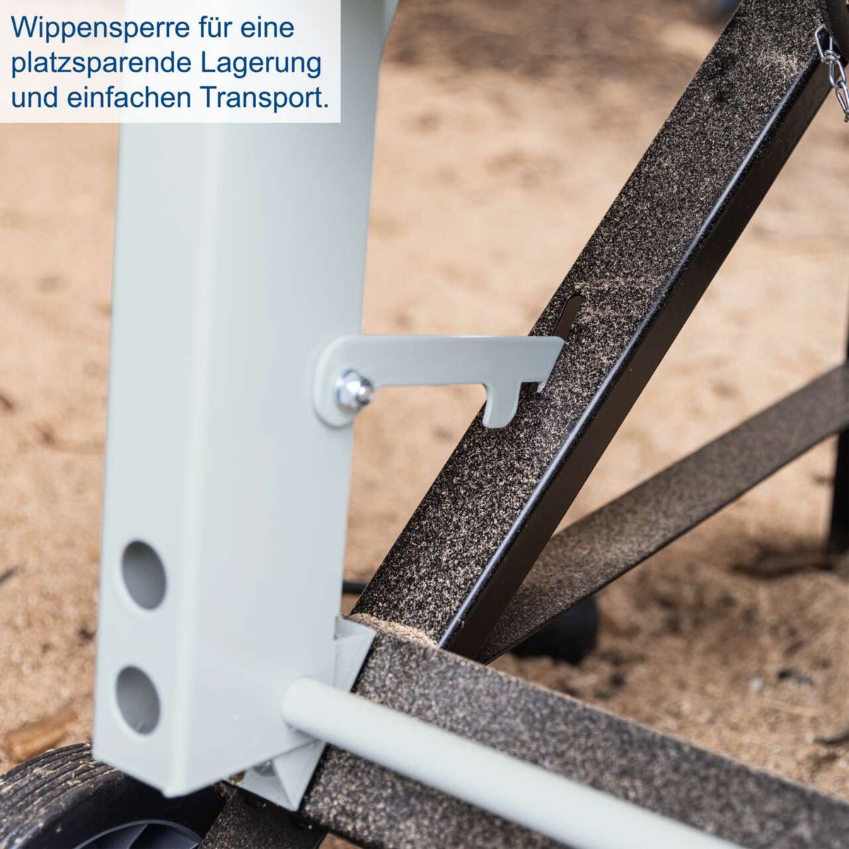 Wippensperre für eine platzsparende Lagerung und einfachen Transport. Ideal für die Wox d700sl Wippkreissäge von Scheppach.