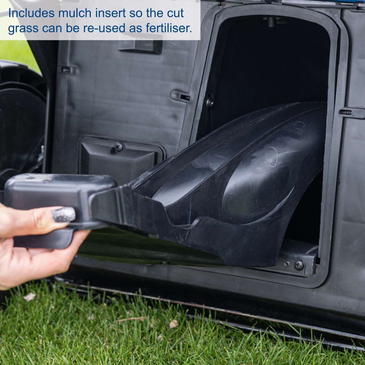 The cordless lawnmower BC-MP470-X by Scheppach includes a mulching function that allows the cut grass to be reused as natural fertilizer. The mulch insert is included.