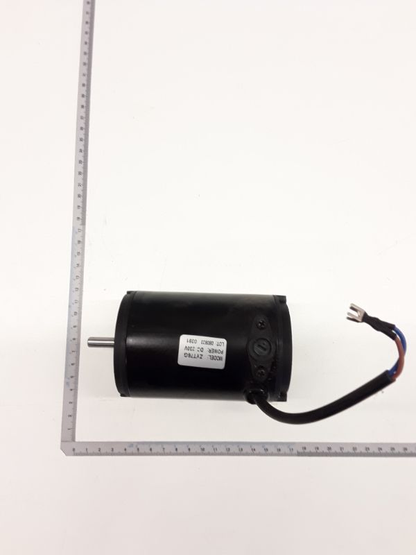 Elektromotor mit integriertem Schalter und Anschlusskabel