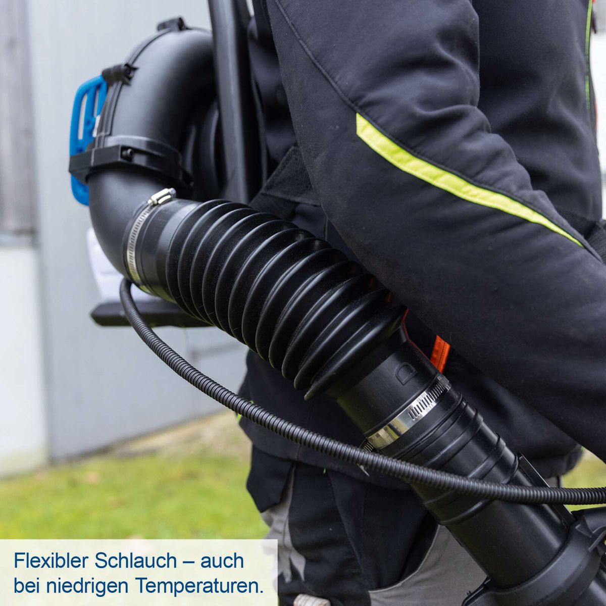 Flexibler Schlauch für niedrige Temperaturen im Scheppach-Produkt Backpack Laubbläser PLB52BP