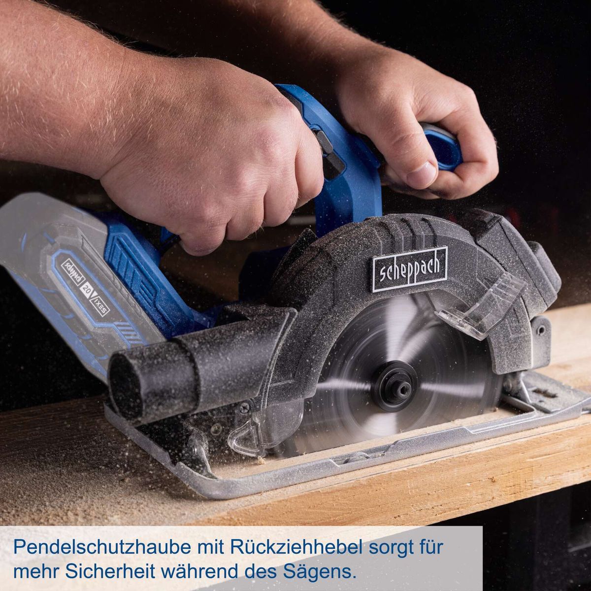Schutzhaube mit Rückziehebel für bessere Sicherheit beim Sägen
