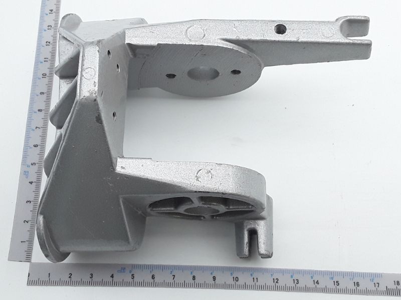 Scheppach-Gelenkmechanik mit integriertem Halter und Befestigungselementen