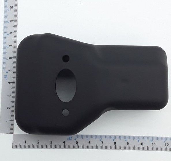 Scheppach-Abschirmblech (Teileansicht) mit integriertem Lochsystem