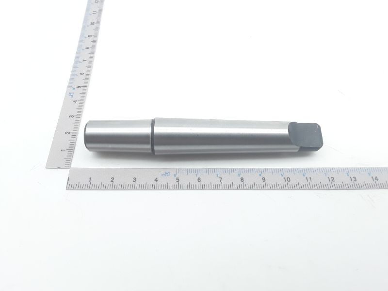 Kegeldorn MK2 - B16 von Scheppach, gezeigt von der Seite.