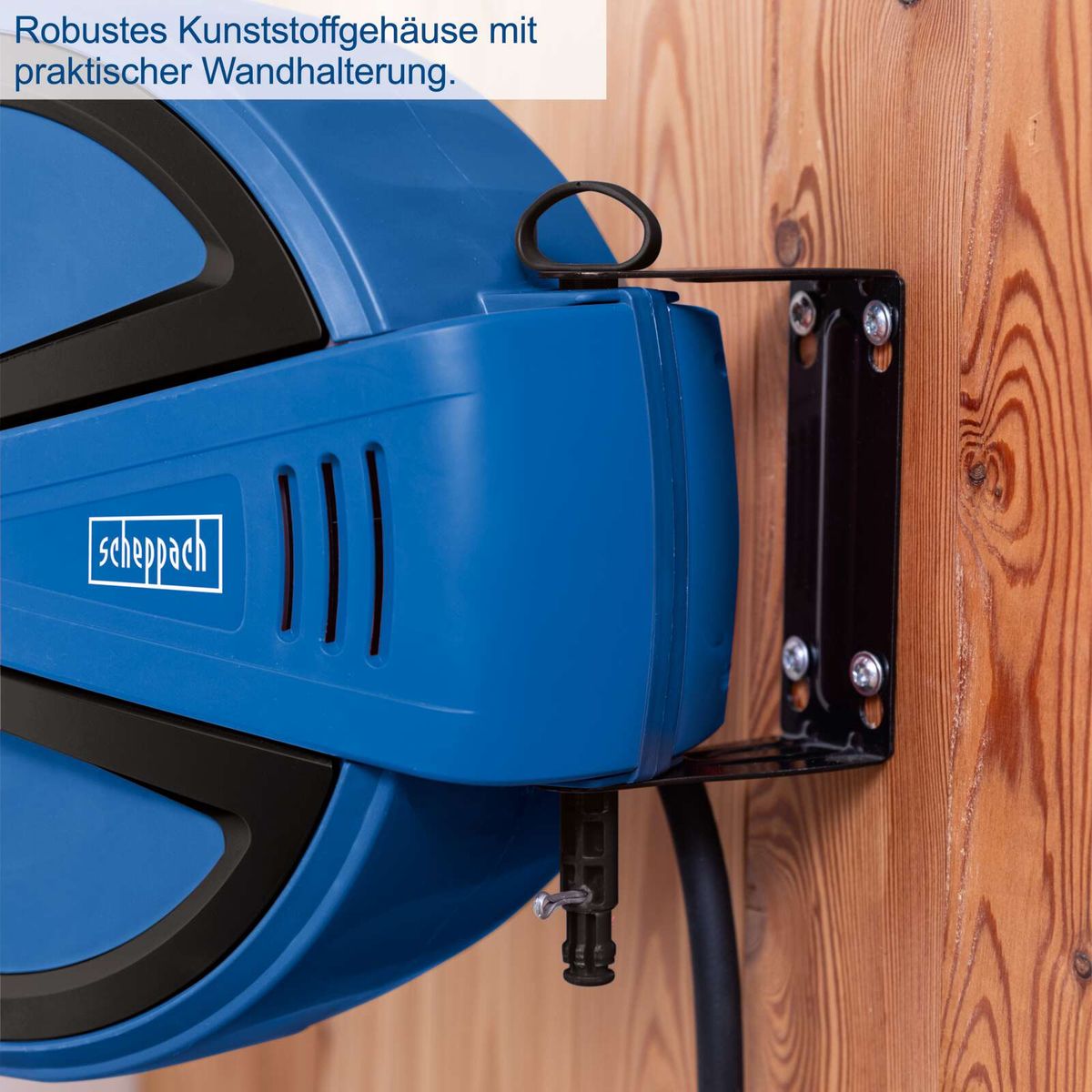 Robustes Kunststoffgehäuse mit praktischer Wandhalterung. 180° schwenkbar. Tragbar. Mit Autostopp. Maximaler Arbeitsdruck: 15 bar. Schlauchlänge: 15 Meter.