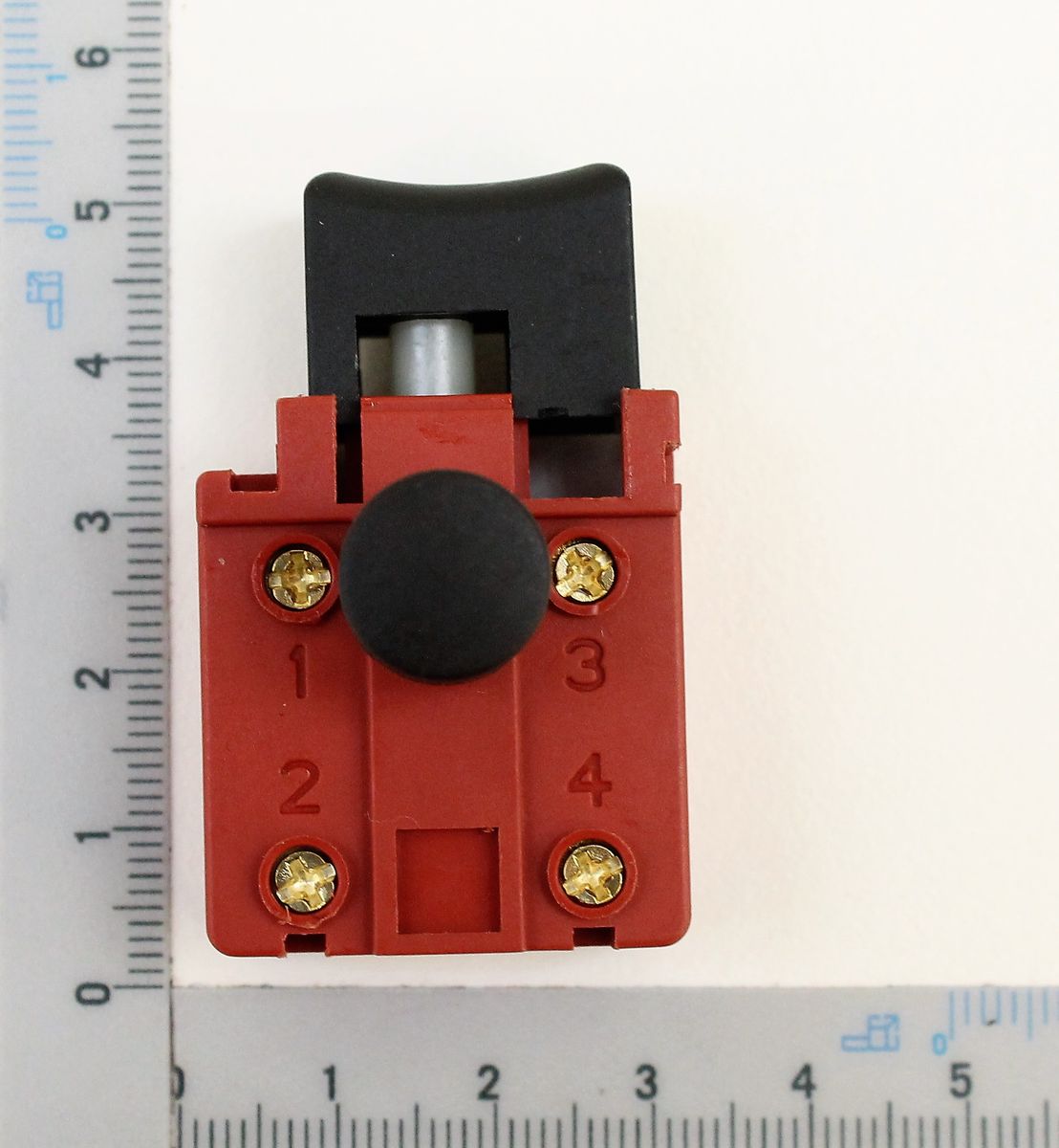 Elektrisches Gerät, Schalter