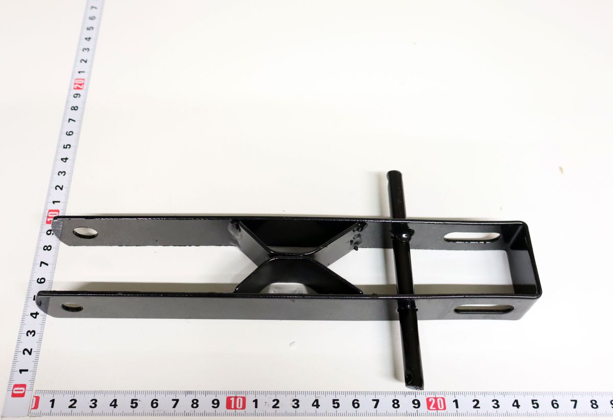 Scheppach-Radaufnahme-Gestell für Frontrad, Maßstab mit Markierungen