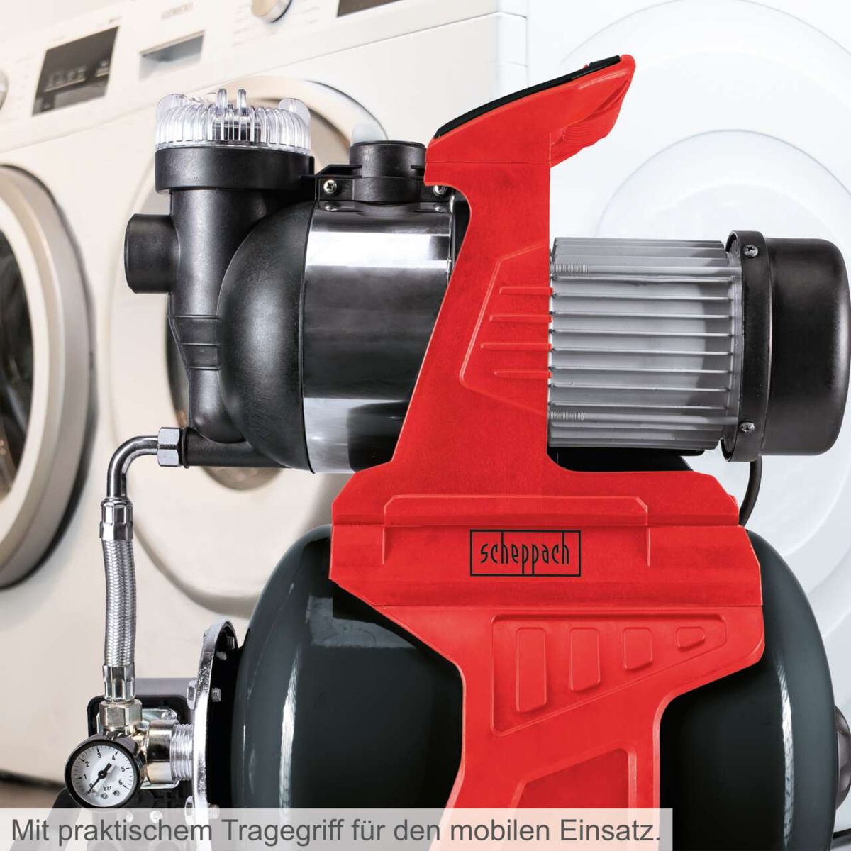 Praktischer Traggriff für mobilen Einsatz des Hauswasserwerks HWW1000 von Scheppach