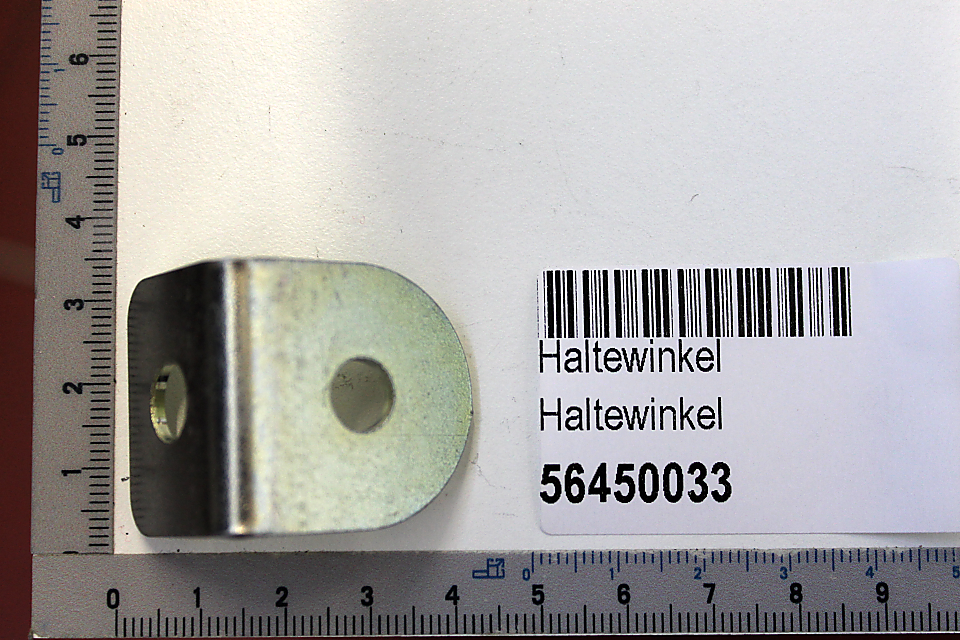 Haltewinkel 2x30x53 von Scheppach. Gezeigt von der Seite mit einem Lineal zur Größenveranschaulichung.