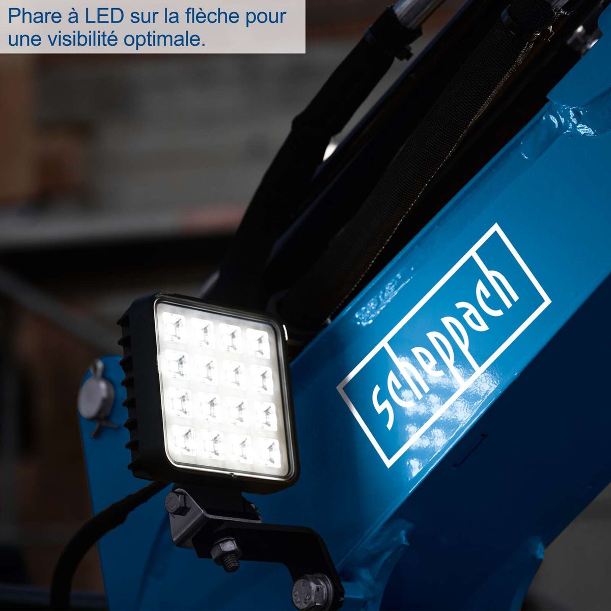 The Scheppach EXC815 petrol mini excavator features an LED headlight on the bucket for optimal visibility.
