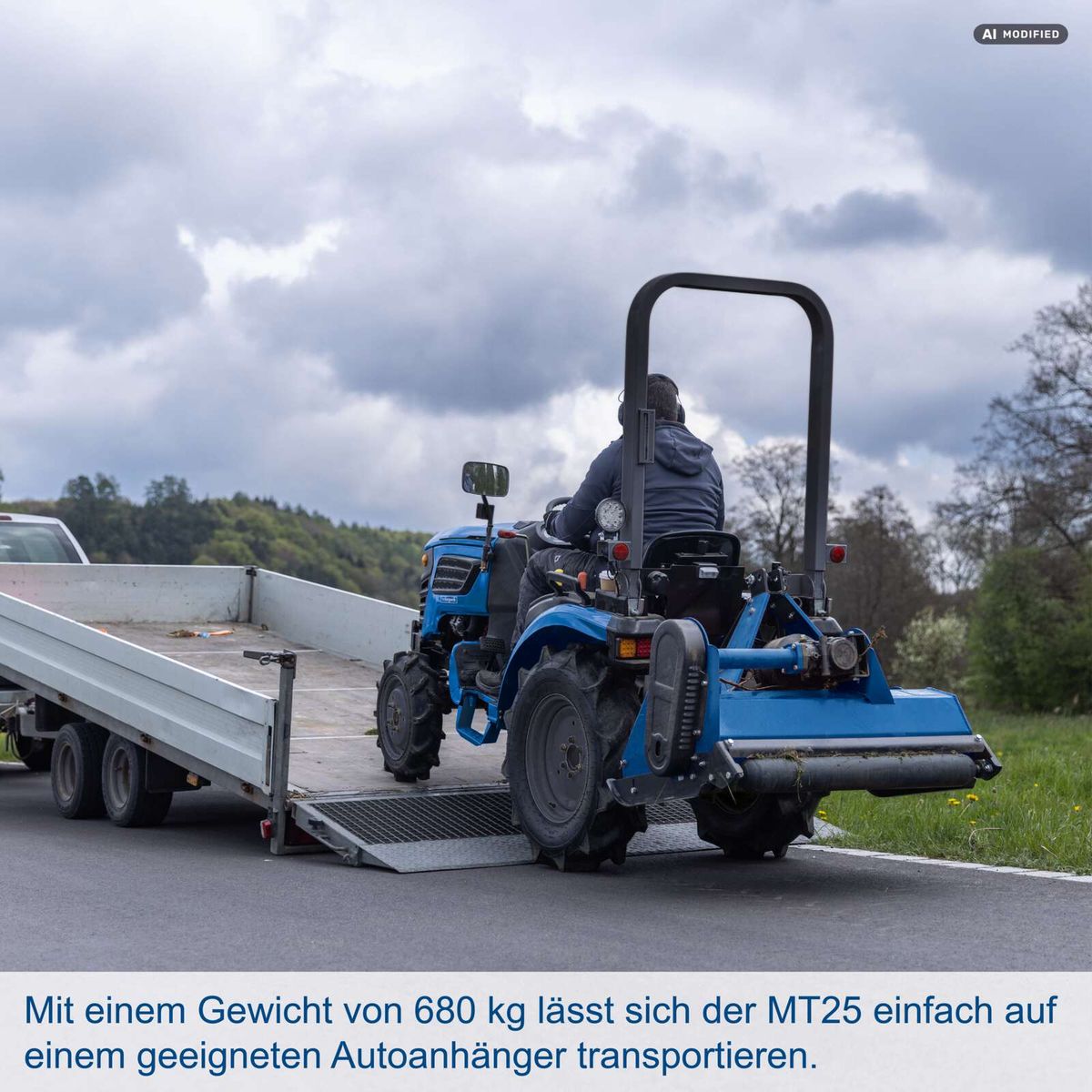 Kompakttraktor MT25 von Scheppach mit Transportmöglichkeit auf Anhänger, Gewicht 680 kg