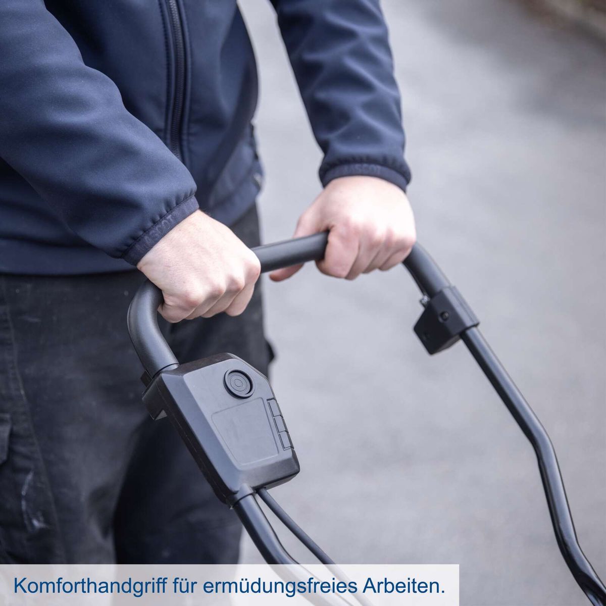 Ergonomischer Griff für ermüdungsfreies Arbeiten mit Scheppach-Bodenhacke