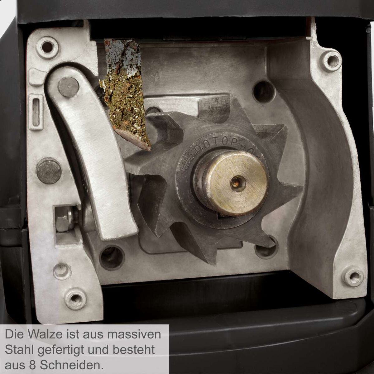 Geometrie eines Walzes mit acht Schneiden aus massivem Stahl, Teil des Scheppach-Leisehäckslers