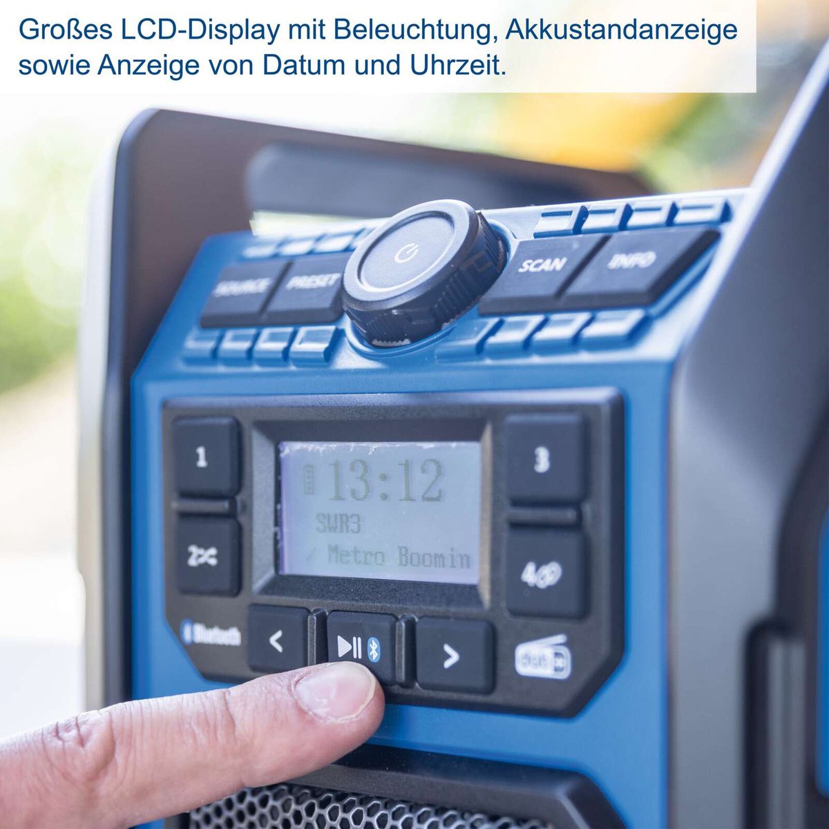 LCD-Display mit Beleuchtung, Akkustandanzeige und Anzeige von Datum und Uhrzeit für Akku-Baustellenradio
