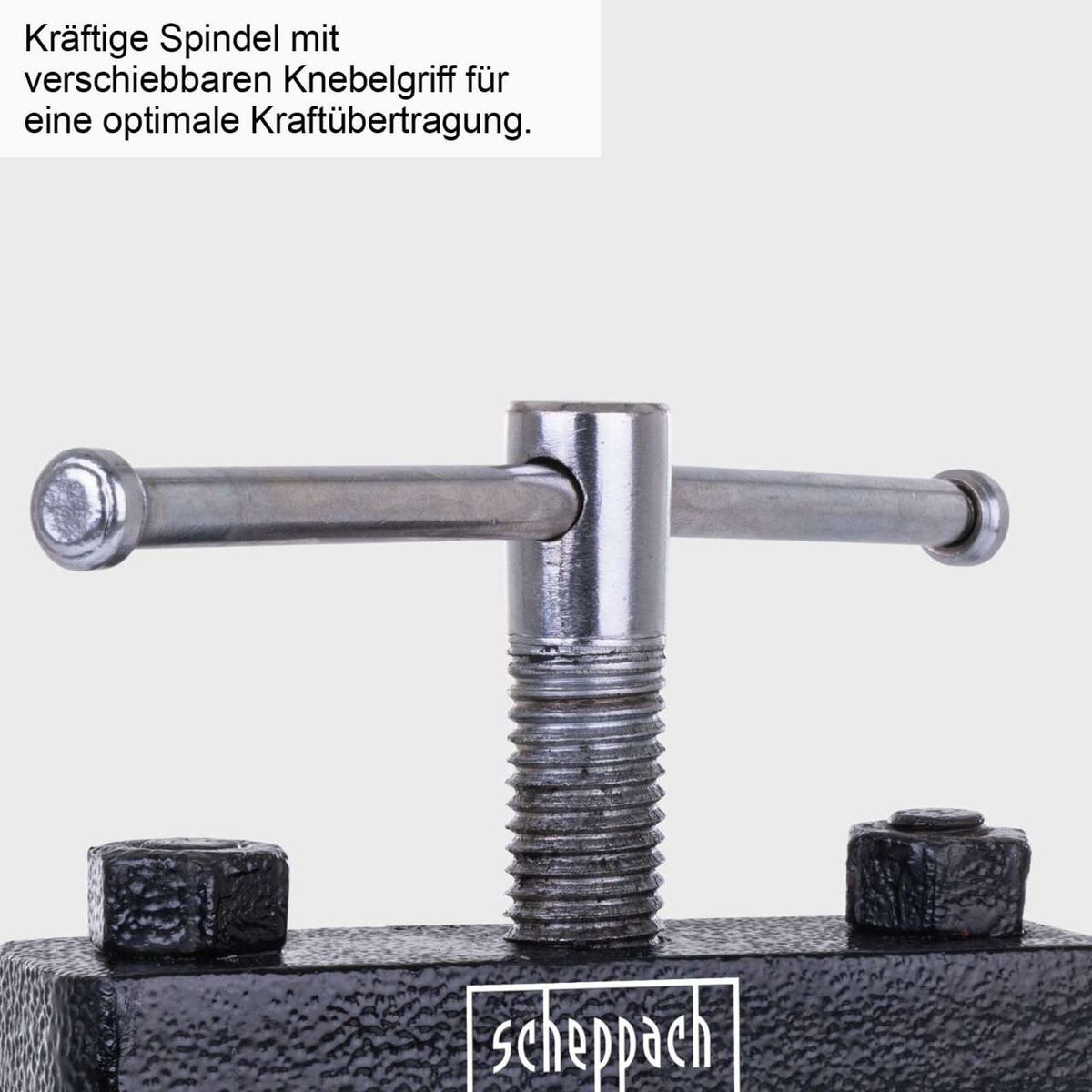 Kräftige Spindel mit verschiebbaren Knebelgriff für eine optimale Kraftübertragung.
