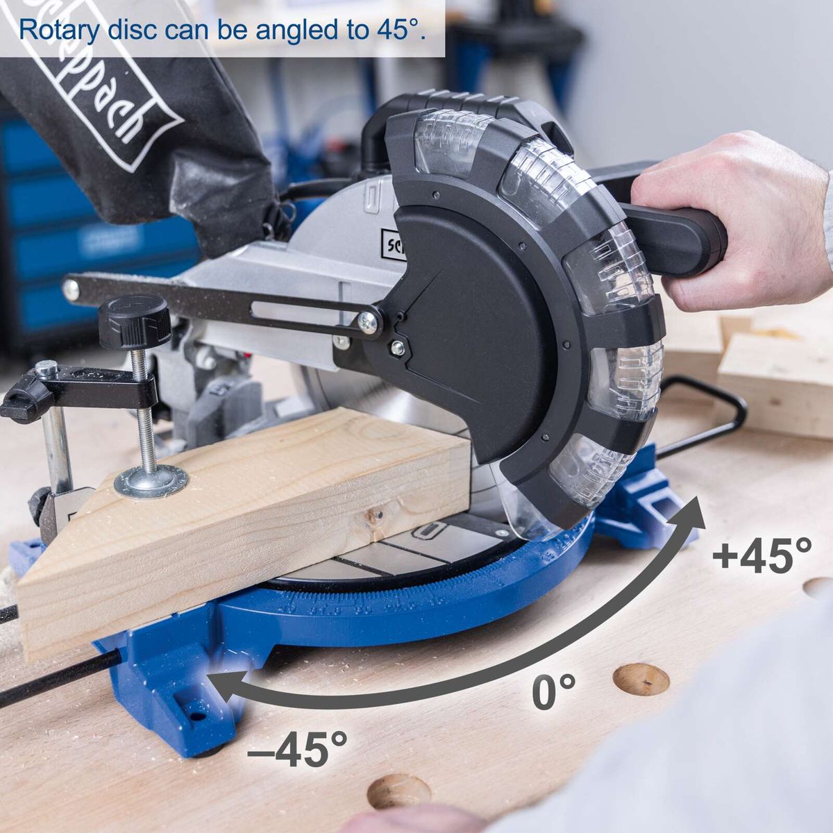 The Scheppach HM210L mitre saw offers a bevel of up to 45 degrees in both directions. The saw can precisely set angles of 0°, +45°, and -45°.