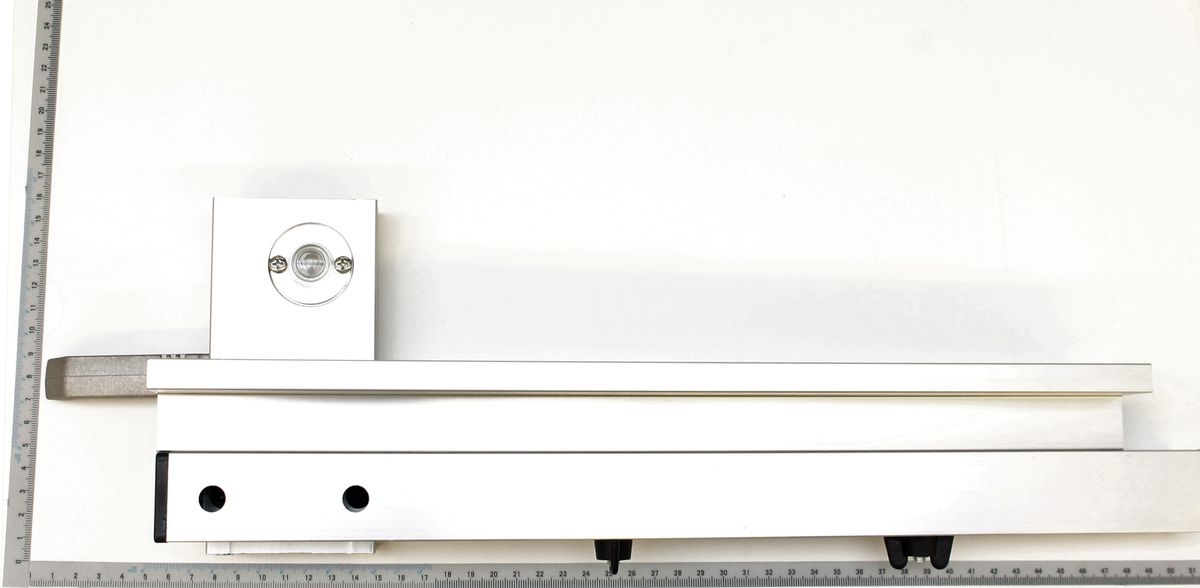 Weißes Brett, Regal