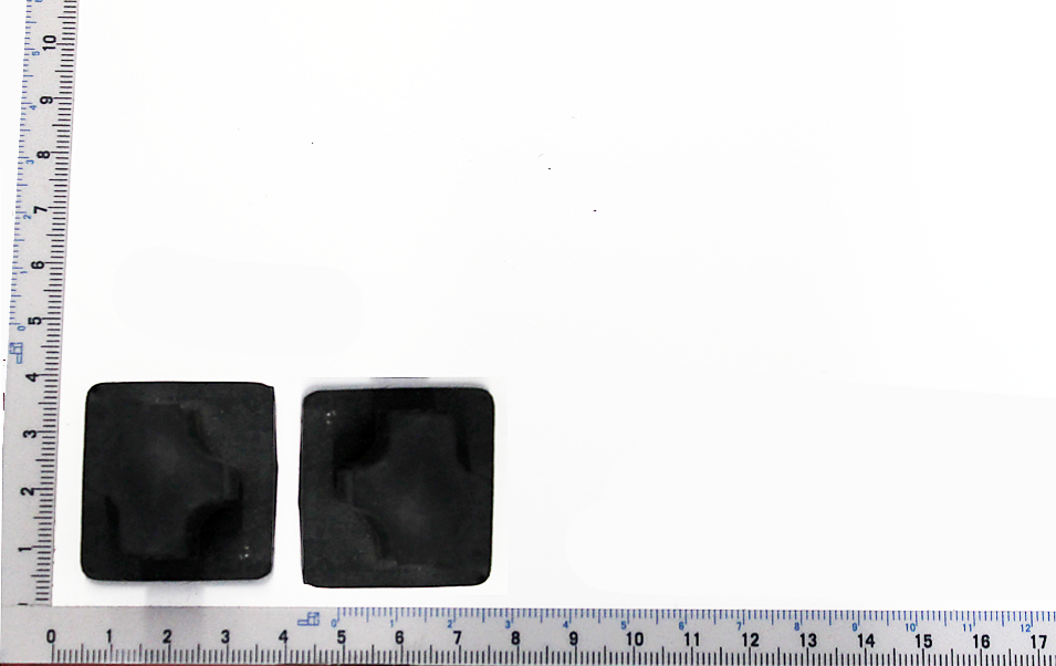 Endkappe links und rechts für Führungssitz. Gezeigt von oben.