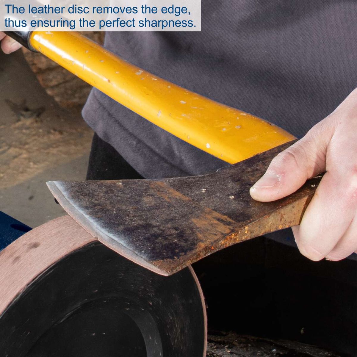 The leather disc sharpening system removes the edge, ensuring perfect sharpness. Ideal for precise grinding and polishing.