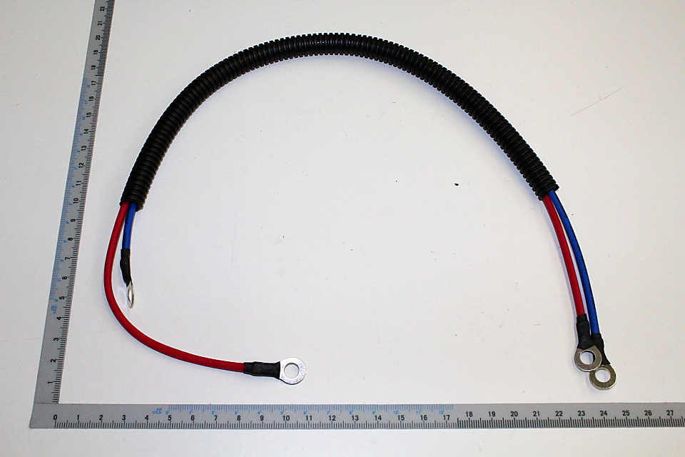 Scheppach-Batteriekabel mit abisolierbaren Enden und Klemmen