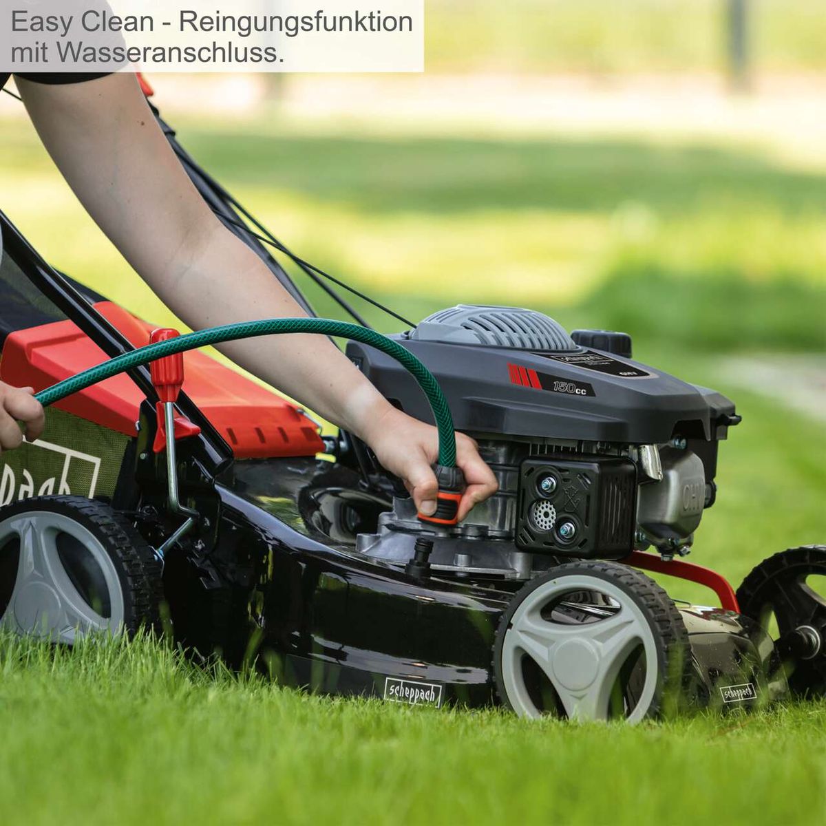 Der Benzin-Rasenmäher MS150-42 von Scheppach verfügt über eine Easy Clean-Reinigungsfunktion mit Wasseranschluss für einfache Reinigung.