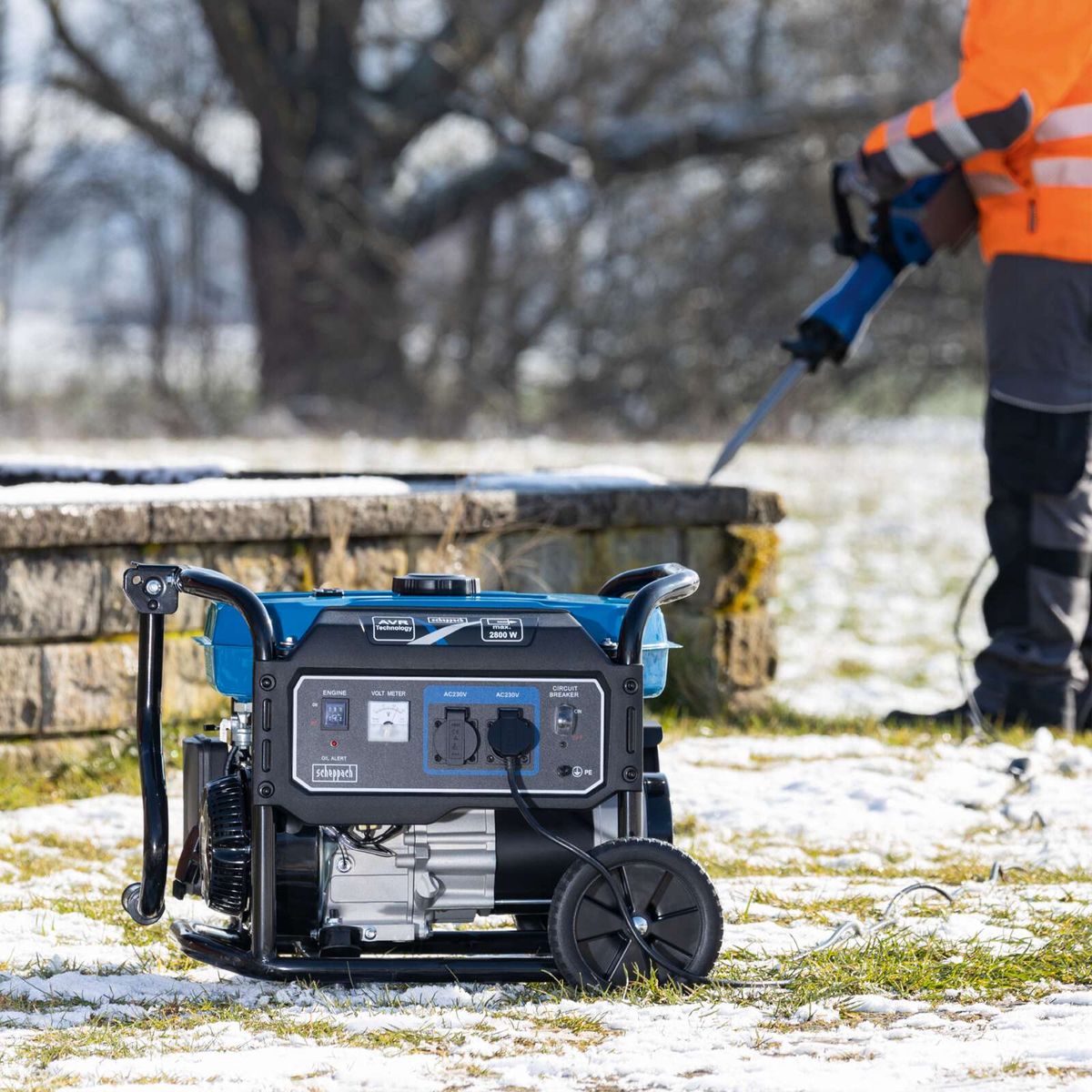 Portabel Stromerzeuger mit 2000 Watt Leistung, inkl. Spannungsmessung und Schaltkreisbrecher