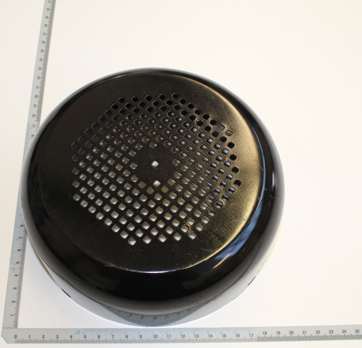 Scheppach Lüfterhaube mit perforiertem Deckel, Messskala eingebaut
