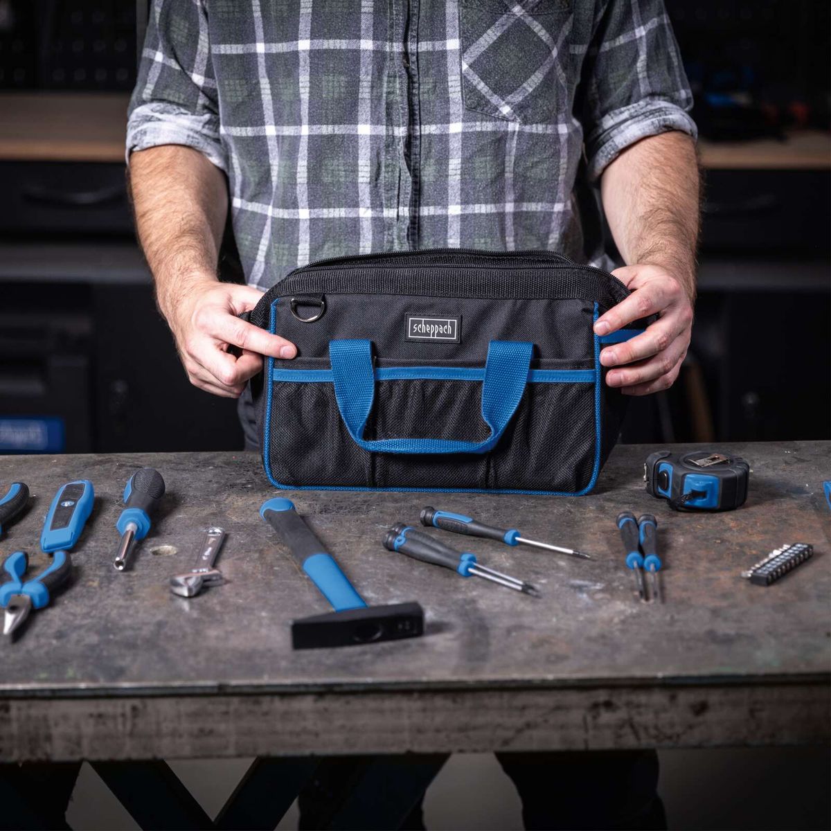 Werkzeugtasche mit integriertem Netzbeutel für Scheppach TC24, mit praktischen Halterungen für Werkzeuge und Organisationsstrukturen für 23 Teile