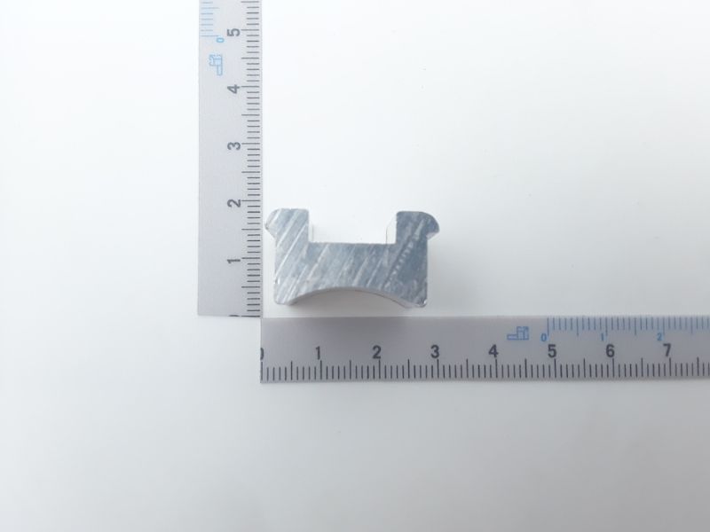 Anker von Scheppach, Ansicht von der Seite.