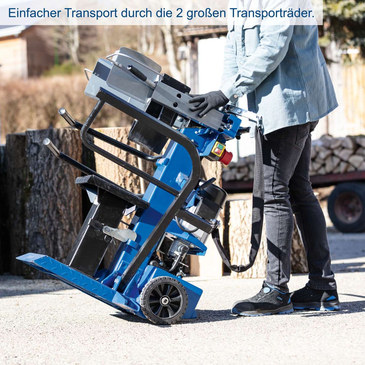 Holzspalter mit Transporträdern für leichte Mobilität, Textbezug zu einfacher Handhabung