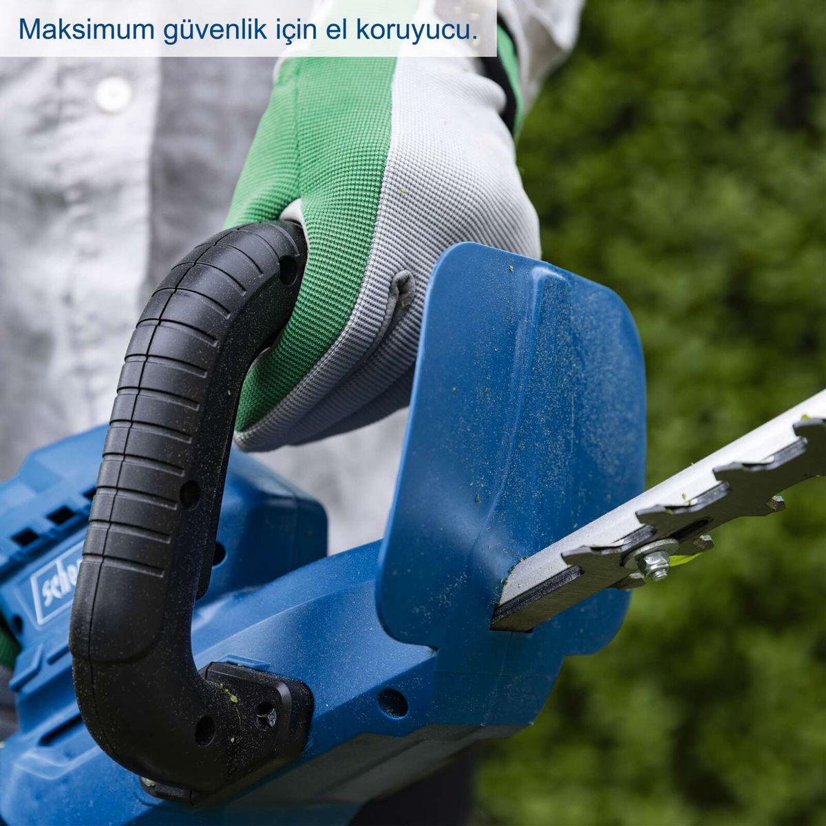 Die Akku-Heckenschere C-HT570-X von Scheppach bietet maximale Sicherheit mit einem Handschutz für optimale Handhabung und Schutz.