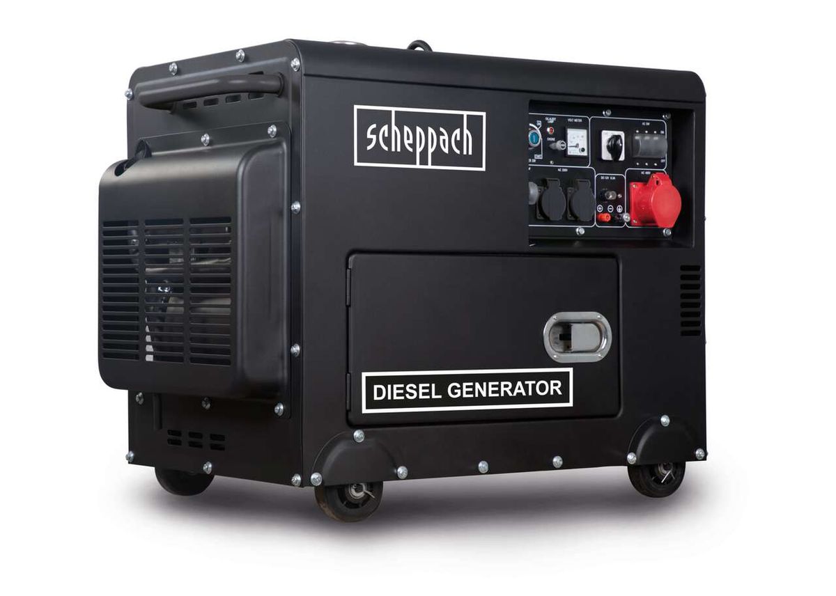 Diesel Stromerzeuger DPG5200-BE Scheppach, seitliche Ansicht mit Bedienfeld und Steckdosen. Produktname und Marke sind deutlich sichtbar.