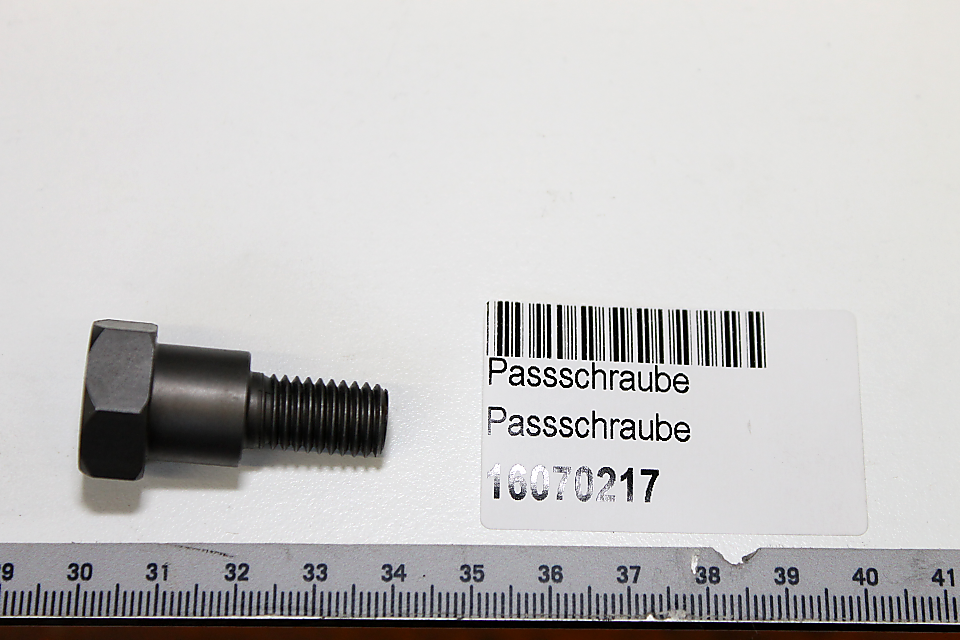 Passschraube (Scheppach) mit Beschriftung und Nummerierung