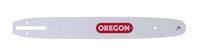 Kettenschwert Oregon 144MLEA041 von oben fotografiert. Das Kettenschwert trägt den Aufdruck Oregon.