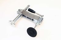 Werkstückspanner mit Handgriff und Laufrollen für präzise Halterung