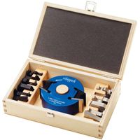 Universal Sicherheits-Profilmesserkopf-Set von Scheppach in einer Holzkiste mit verschiedenen Profilen und einem blauen Messerkopf.